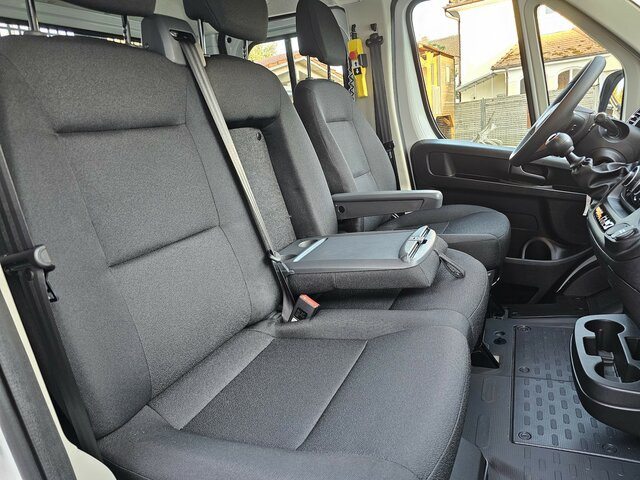 Dostavno vozilo istovarivač, Dostavno vozilo sa duplom kabinom FIAT Ducato MAXI Serie10-9.2 2025 DOKA Kipper AHK: slika 21