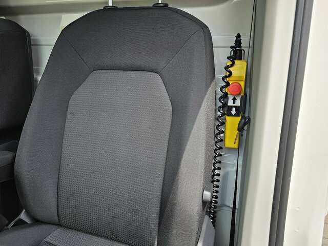 MAN TGE 3.140 Dreiseitenkipper Facelift sofort! - Kamion: slika 4 MAN TGE 3.140 Dreiseitenkipper Facelift sofort! - Kamion: slika 4