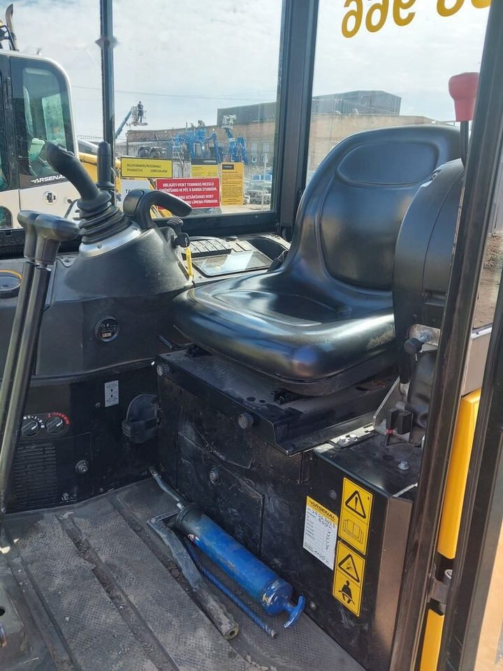 JCB 19 C! - Mini bager: slika 4 JCB 19 C! - Mini bager: slika 4