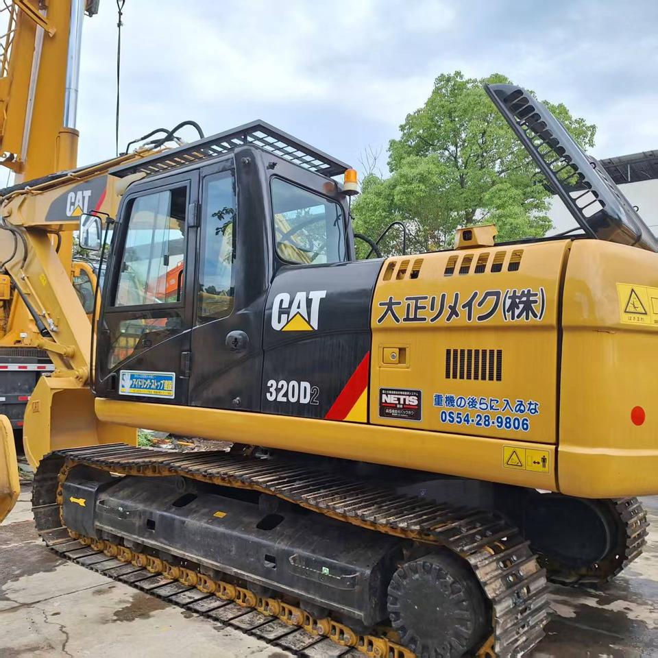 CAT 320D2 Excavator - Bager guseničar: slika 2 CAT 320D2 Excavator - Bager guseničar: slika 2
