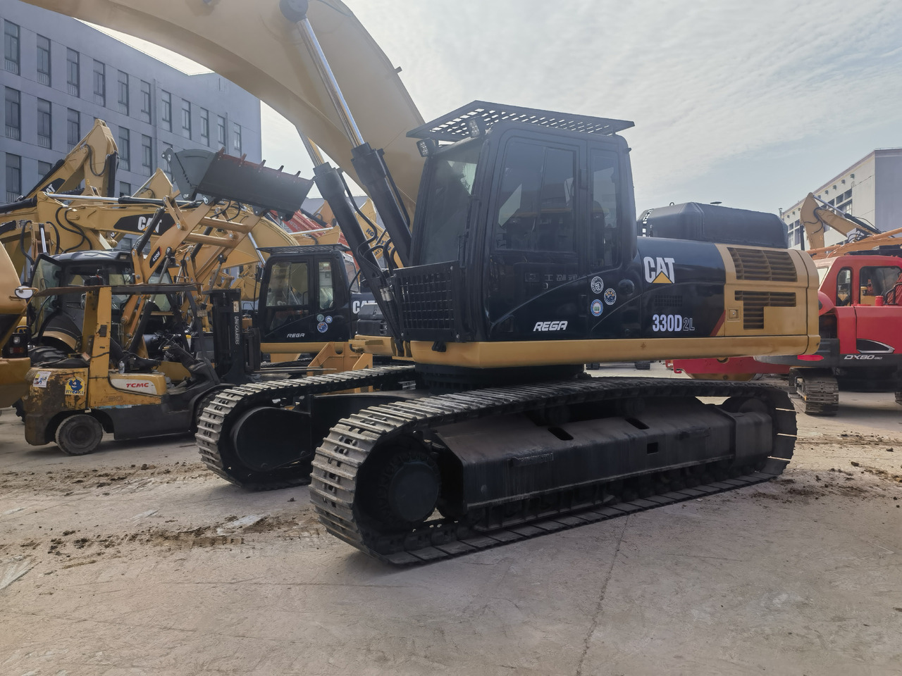 CAT 330D2L Excavator - Bager guseničar: slika 1 CAT 330D2L Excavator - Bager guseničar: slika 1
