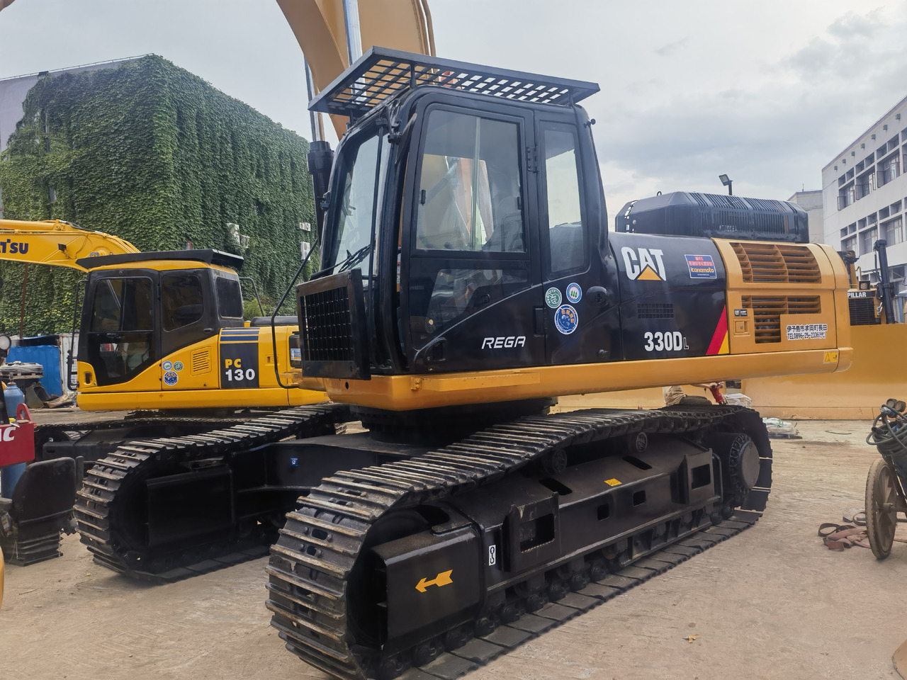 CAT 330DL excavator - Bager guseničar: slika 4 CAT 330DL excavator - Bager guseničar: slika 4