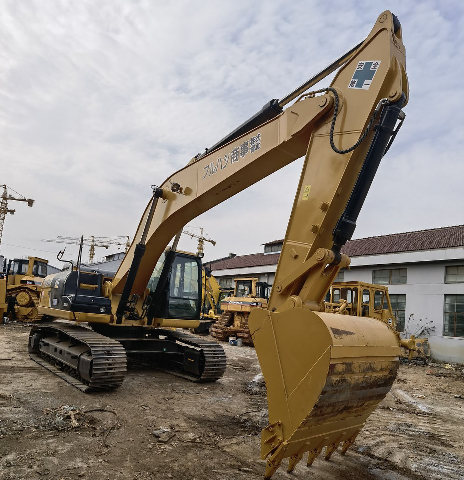 CAT 330DL excavator - Bager guseničar: slika 3 CAT 330DL excavator - Bager guseničar: slika 3