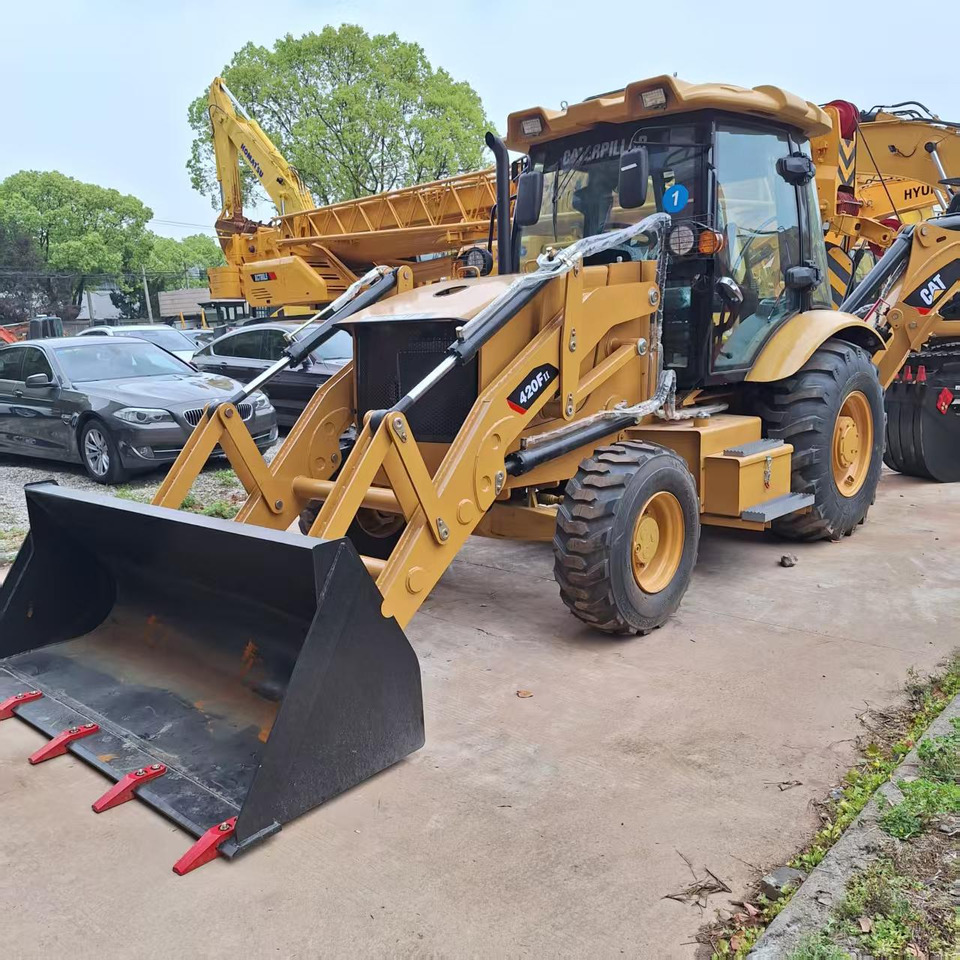 CAT 420F2 Backhoe Loader - Bager utovarivač: slika 3 CAT 420F2 Backhoe Loader - Bager utovarivač: slika 3