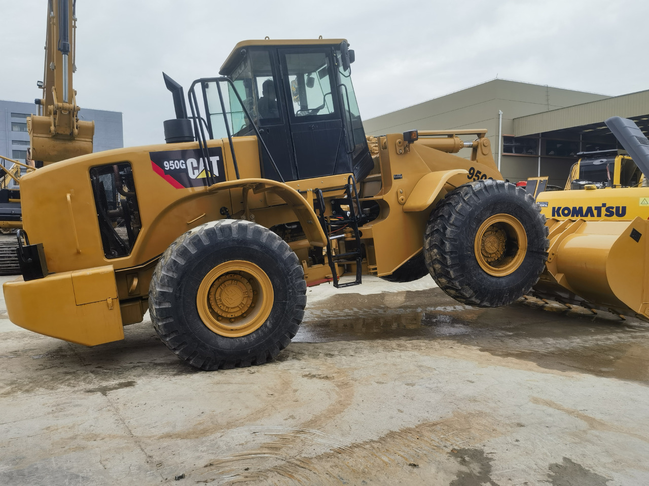 CAT 950G Wheel Loader - Utovarivač točkaš: slika 4 CAT 950G Wheel Loader - Utovarivač točkaš: slika 4