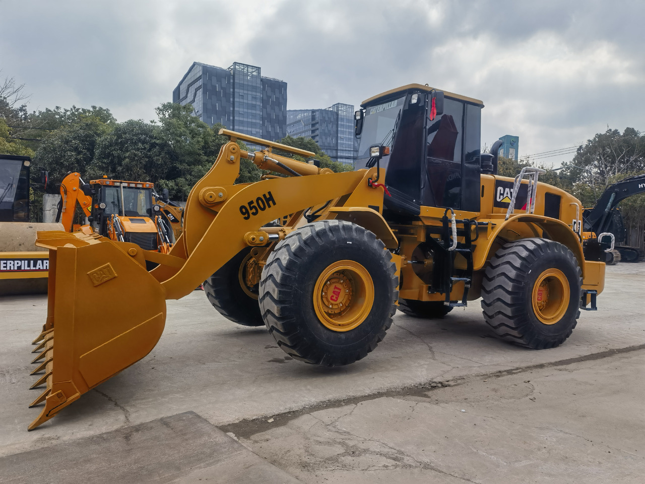 CAT 950H Wheel Loader - Utovarivač točkaš: slika 3 CAT 950H Wheel Loader - Utovarivač točkaš: slika 3