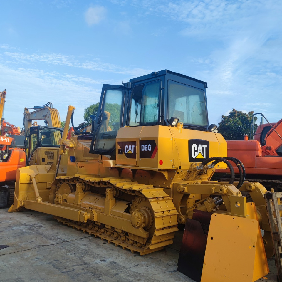 CAT D6G Bulldozer - Buldožer: slika 4 CAT D6G Bulldozer - Buldožer: slika 4