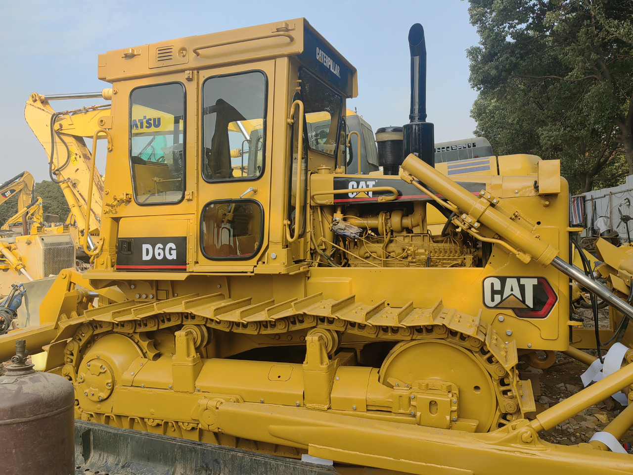 CAT D6G Bulldozer - Buldožer: slika 4 CAT D6G Bulldozer - Buldožer: slika 4