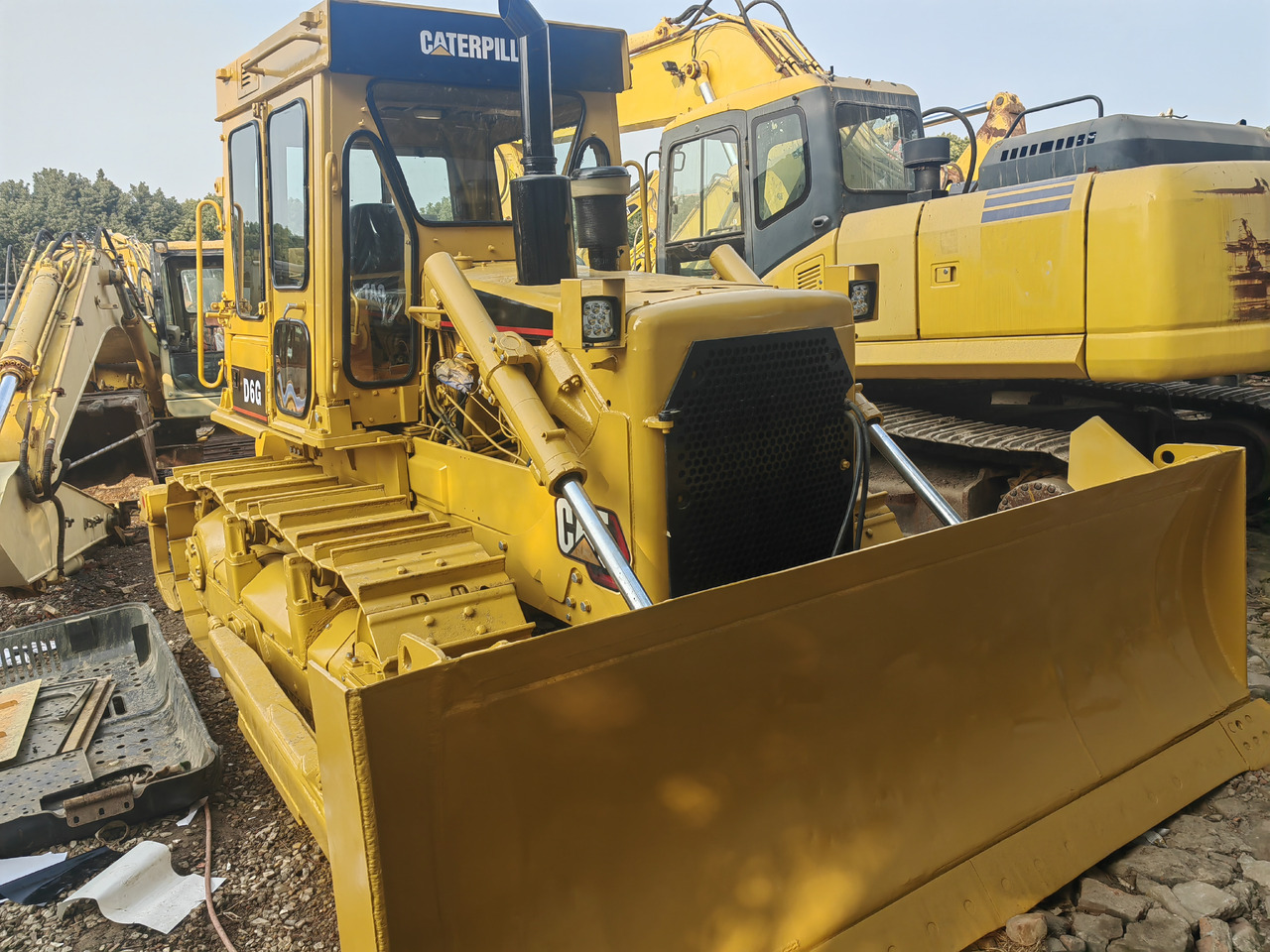 CAT D6G Bulldozer - Buldožer: slika 3 CAT D6G Bulldozer - Buldožer: slika 3