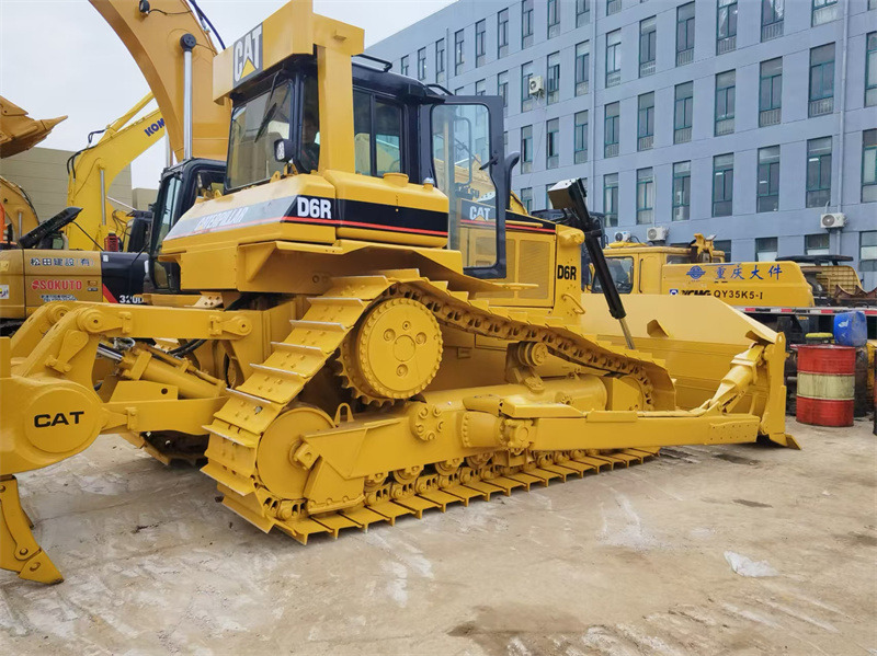CAT D6R Bulldozer - Buldožer: slika 2 CAT D6R Bulldozer - Buldožer: slika 2