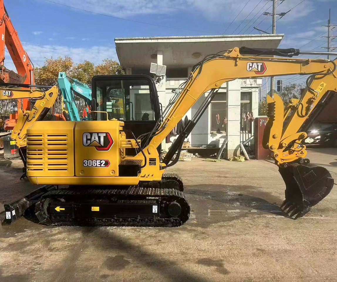 CATERPILLAR CAT 306E2 TRACKED EXCAVATOR - Mini bager: slika 1 CATERPILLAR CAT 306E2 TRACKED EXCAVATOR - Mini bager: slika 1