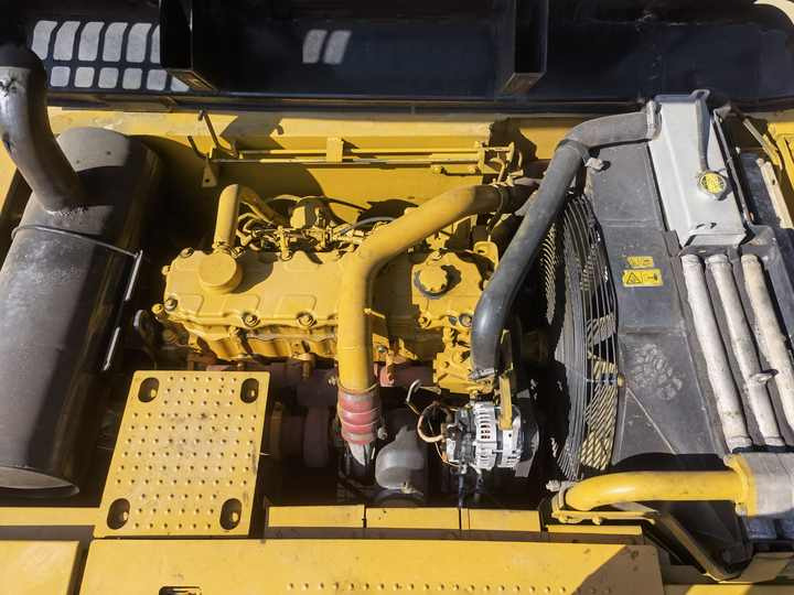 Cheap used Crawler hydraulic digger second hand cat325d excavator for sale - Bager guseničar: slika 4 Cheap used Crawler hydraulic digger second hand cat325d excavator for sale - Bager guseničar: slika 4