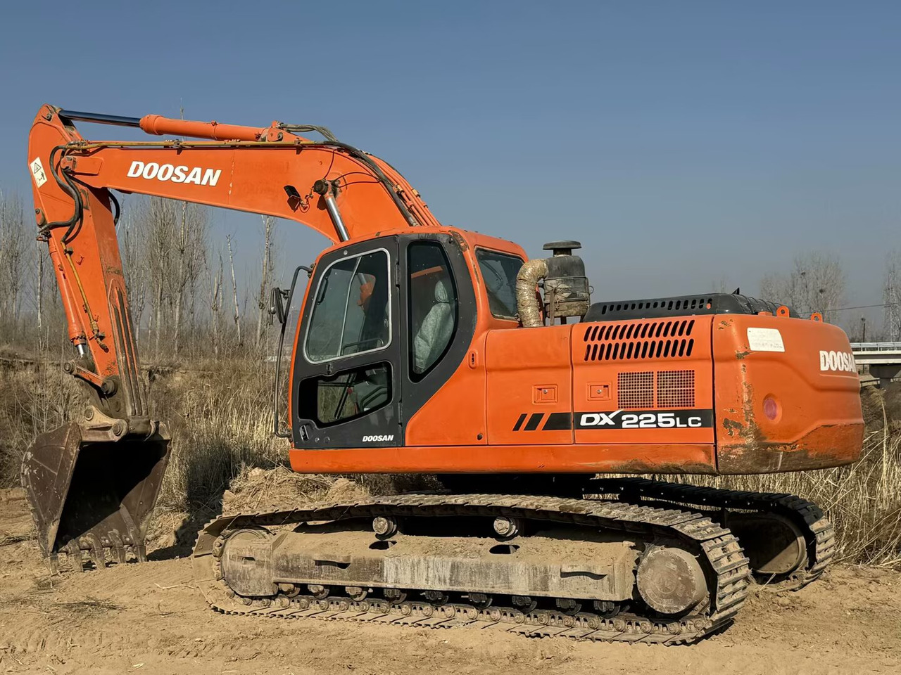 DOOSAN Doosan DX225LC Crawler excavator - Bager guseničar: slika 5 DOOSAN Doosan DX225LC Crawler excavator - Bager guseničar: slika 5