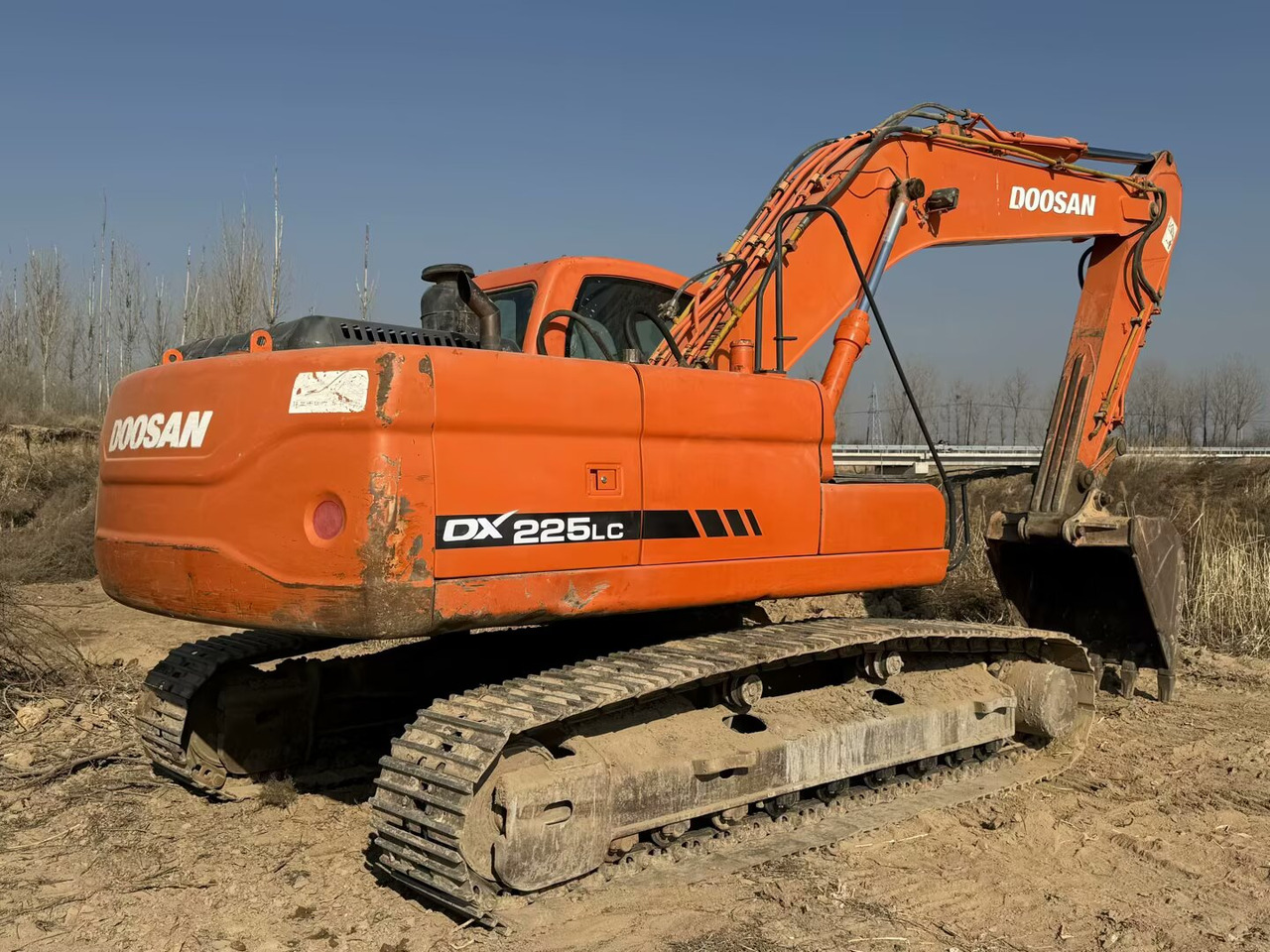 DOOSAN Doosan DX225LC Crawler excavator - Bager guseničar: slika 3 DOOSAN Doosan DX225LC Crawler excavator - Bager guseničar: slika 3