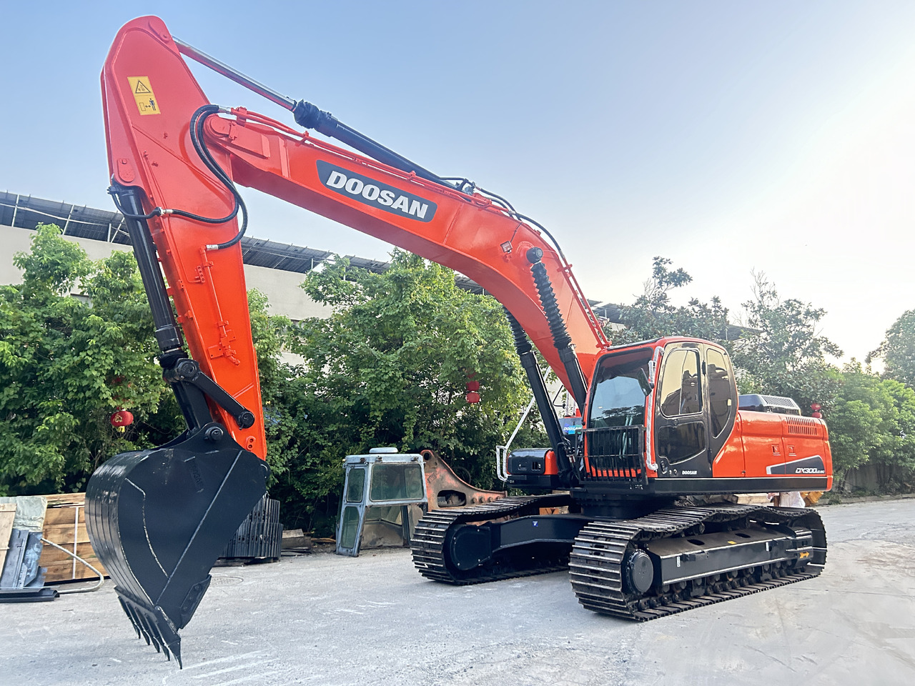 Doosan DX300LC Crawler Excavator - Bager guseničar: slika 1 Doosan DX300LC Crawler Excavator - Bager guseničar: slika 1