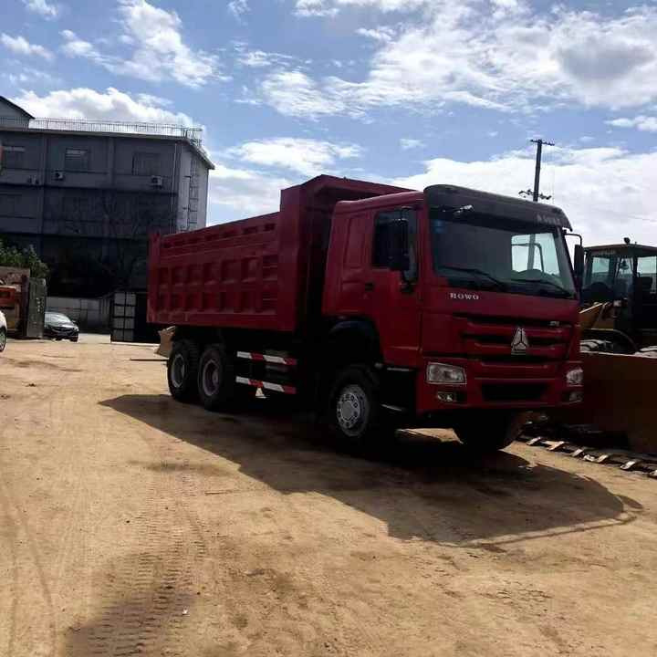 Good Condition 30 Ton 20 Ton Dump Truck 10 Wheeler Sinotruk Howo Used Dumper Truck Tipper 6x4 - Istovarivač: slika 2 Good Condition 30 Ton 20 Ton Dump Truck 10 Wheeler Sinotruk Howo Used Dumper Truck Tipper 6x4 - Istovarivač: slika 2
