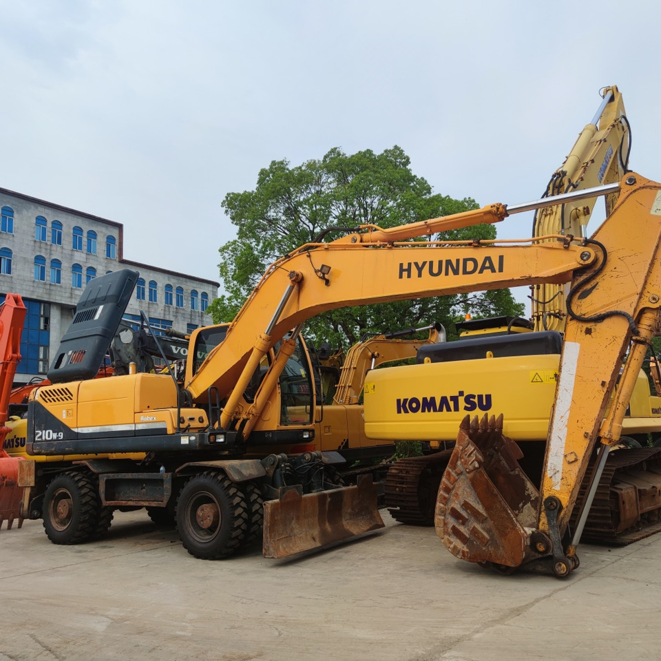 Hyundai 210w-9 wheel excavator - Bager točkaš: slika 2 Hyundai 210w-9 wheel excavator - Bager točkaš: slika 2