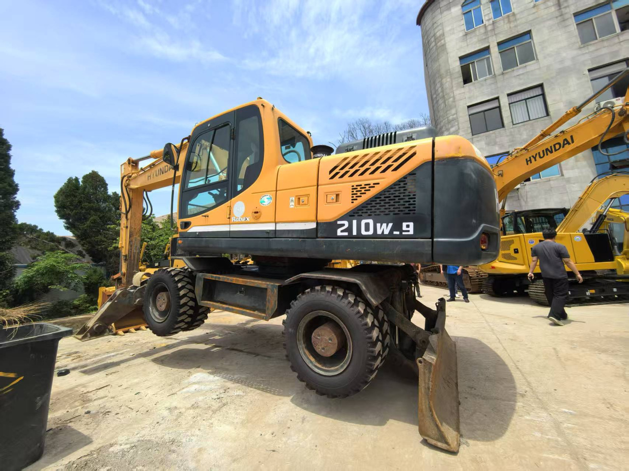 Hyundai 210w-9 wheel excavator - Bager točkaš: slika 5 Hyundai 210w-9 wheel excavator - Bager točkaš: slika 5