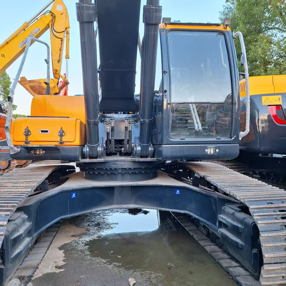 Hyundai 350LVS excavator - Bager točkaš: slika 4 Hyundai 350LVS excavator - Bager točkaš: slika 4