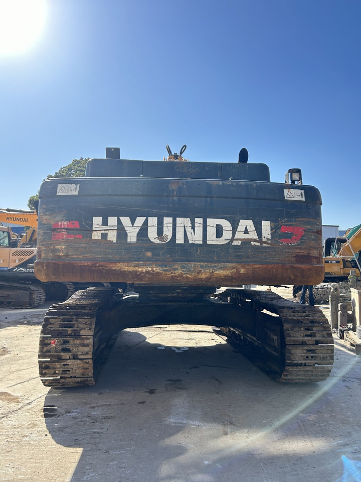 Hyundai 520 Excavator - Bager guseničar: slika 5 Hyundai 520 Excavator - Bager guseničar: slika 5