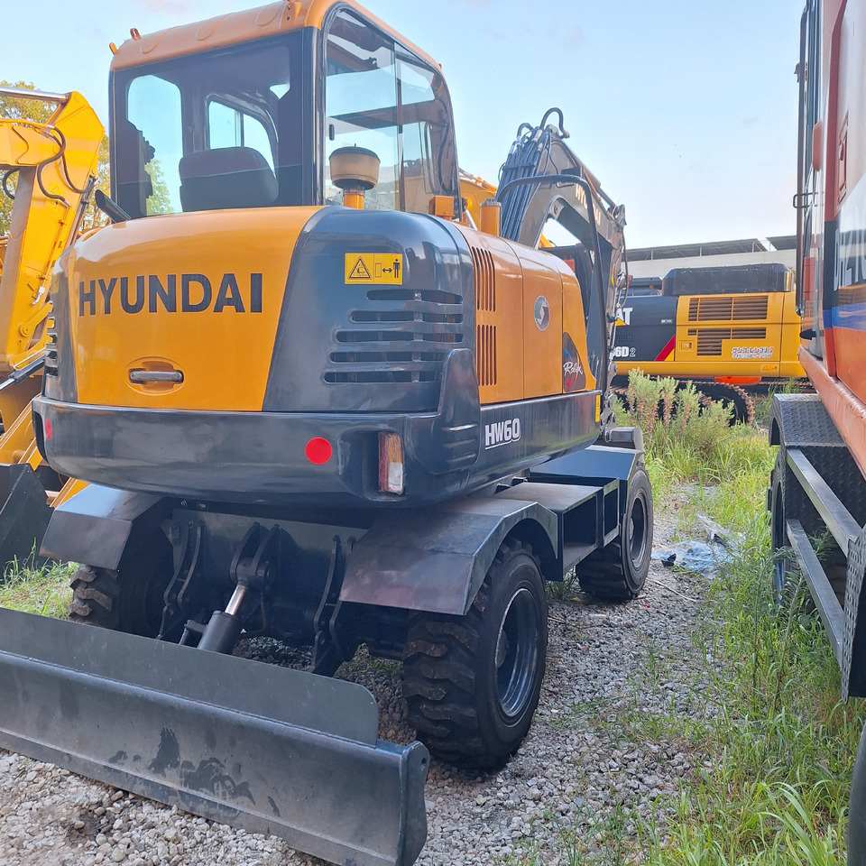Hyundai 60vs excavator - Bager točkaš: slika 3 Hyundai 60vs excavator - Bager točkaš: slika 3
