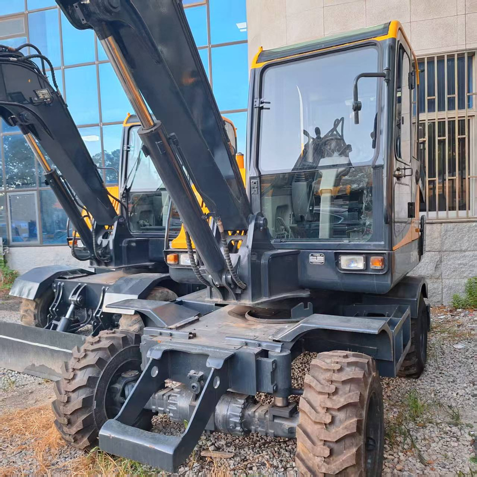 Hyundai 60wvs excavator - Bager točkaš: slika 2 Hyundai 60wvs excavator - Bager točkaš: slika 2