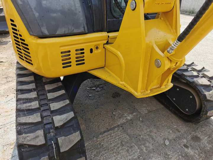 Orginal japan Brand Komatsu pc55MR-3 Used excavators pc55 mini excavator pc55MR excavator 5 tons Low price in stock - Mini bager: slika 5 Orginal japan Brand Komatsu pc55MR-3 Used excavators pc55 mini excavator pc55MR excavator 5 tons Low price in stock - Mini bager: slika 5