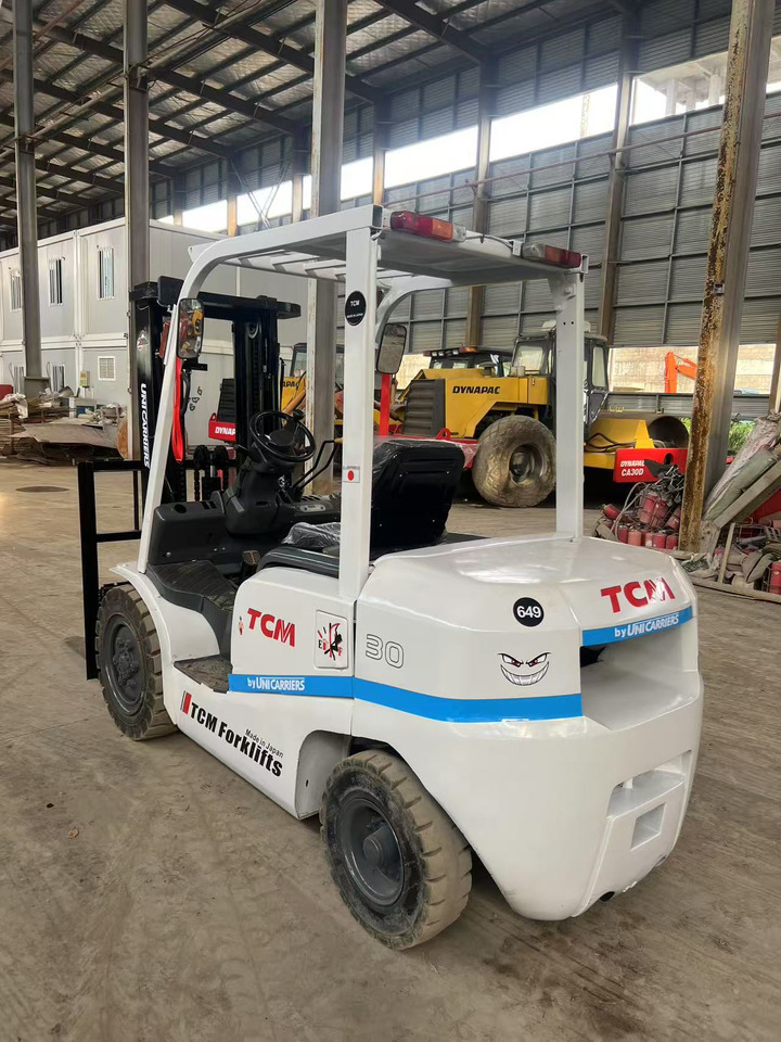 TCM FD30 Forklift - Dizel viljuškar: slika 2 TCM FD30 Forklift - Dizel viljuškar: slika 2