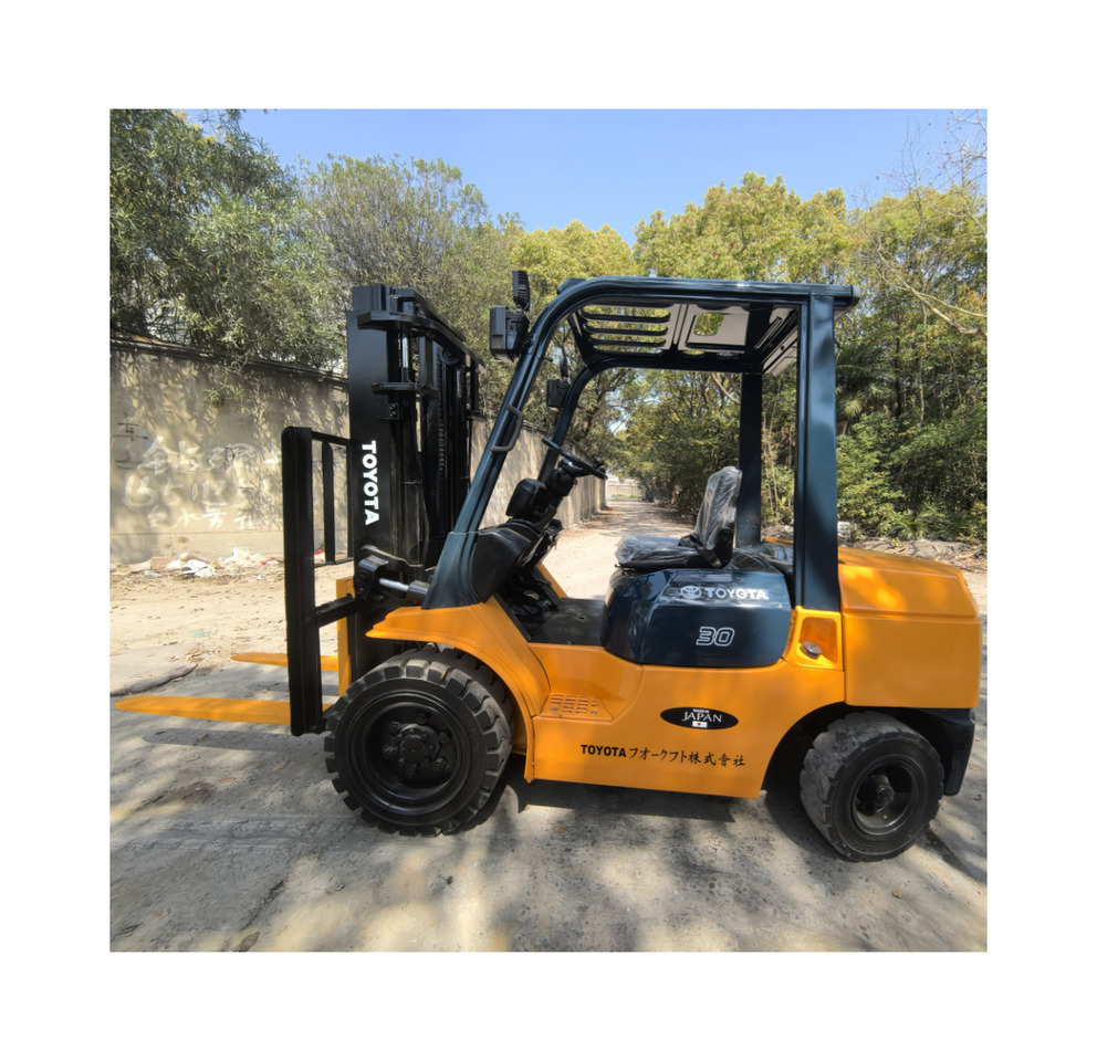 Toyota FD30 Forklift - Dizel viljuškar: slika 1 Toyota FD30 Forklift - Dizel viljuškar: slika 1