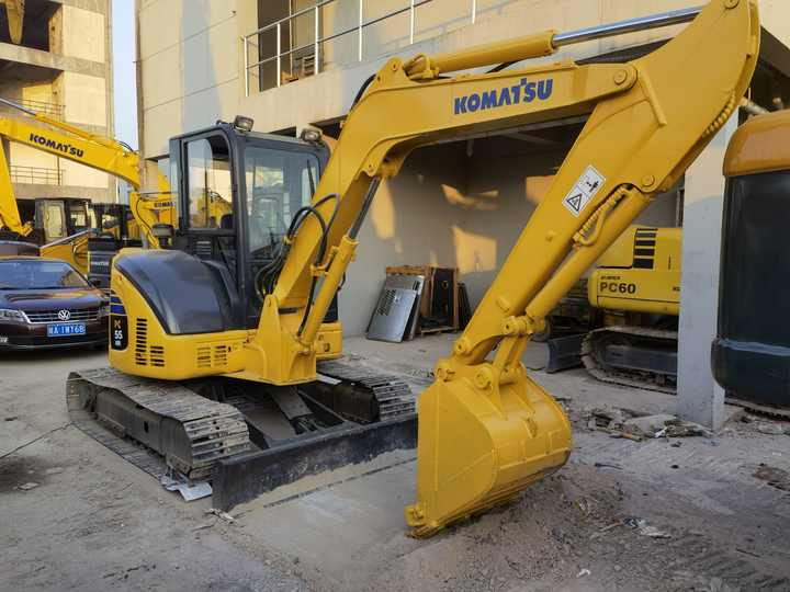 Used komatsu Mini size japan excavator pc55 pc70 crawler digger pc55mr pc55 pc60 pc120 pc128 pc138 for sale - Mini bager: slika 5 Used komatsu Mini size japan excavator pc55 pc70 crawler digger pc55mr pc55 pc60 pc120 pc128 pc138 for sale - Mini bager: slika 5