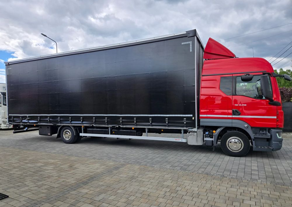 Kamion sa ceradom MAN TGL 12.250: slika 12 Kamion sa ceradom MAN TGL 12.250: slika 12