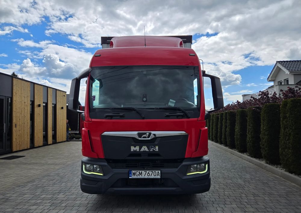 Kamion sa ceradom MAN TGL 12.250: slika 13 Kamion sa ceradom MAN TGL 12.250: slika 13