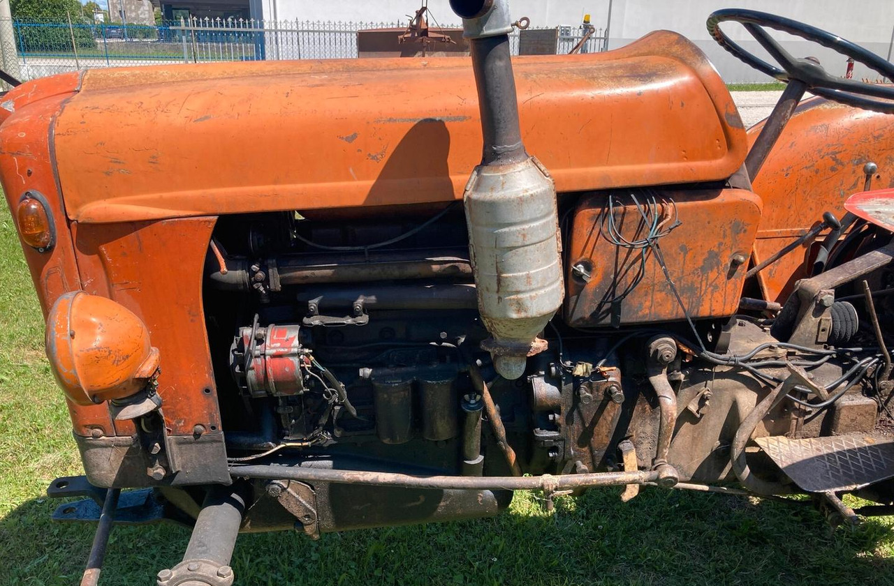 FIAT 411R - Traktor: slika 4 FIAT 411R - Traktor: slika 4