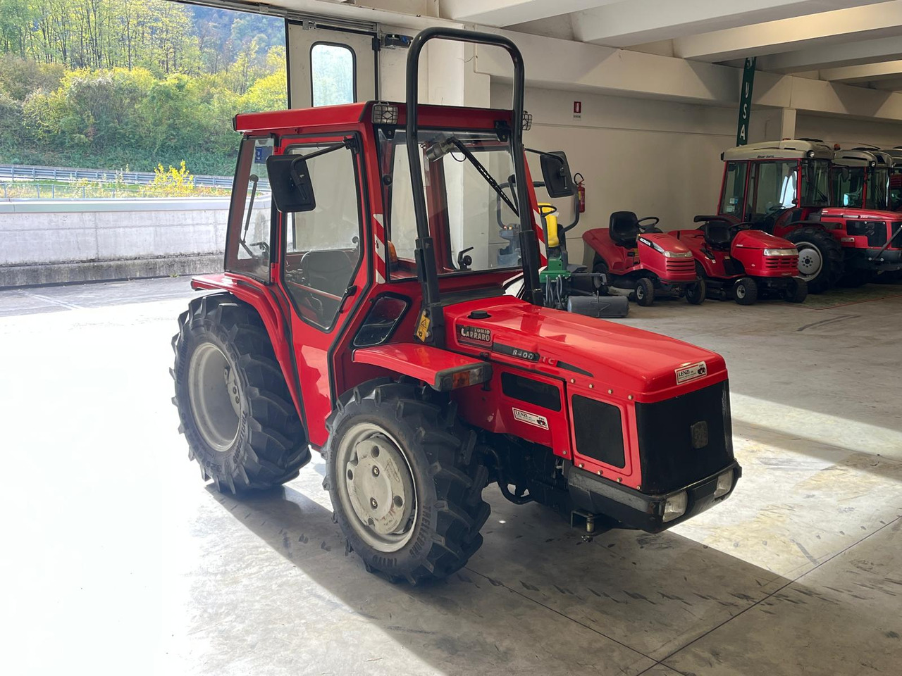 ANTONIO CARRARO TC 8400 F - Traktor: slika 4 ANTONIO CARRARO TC 8400 F - Traktor: slika 4
