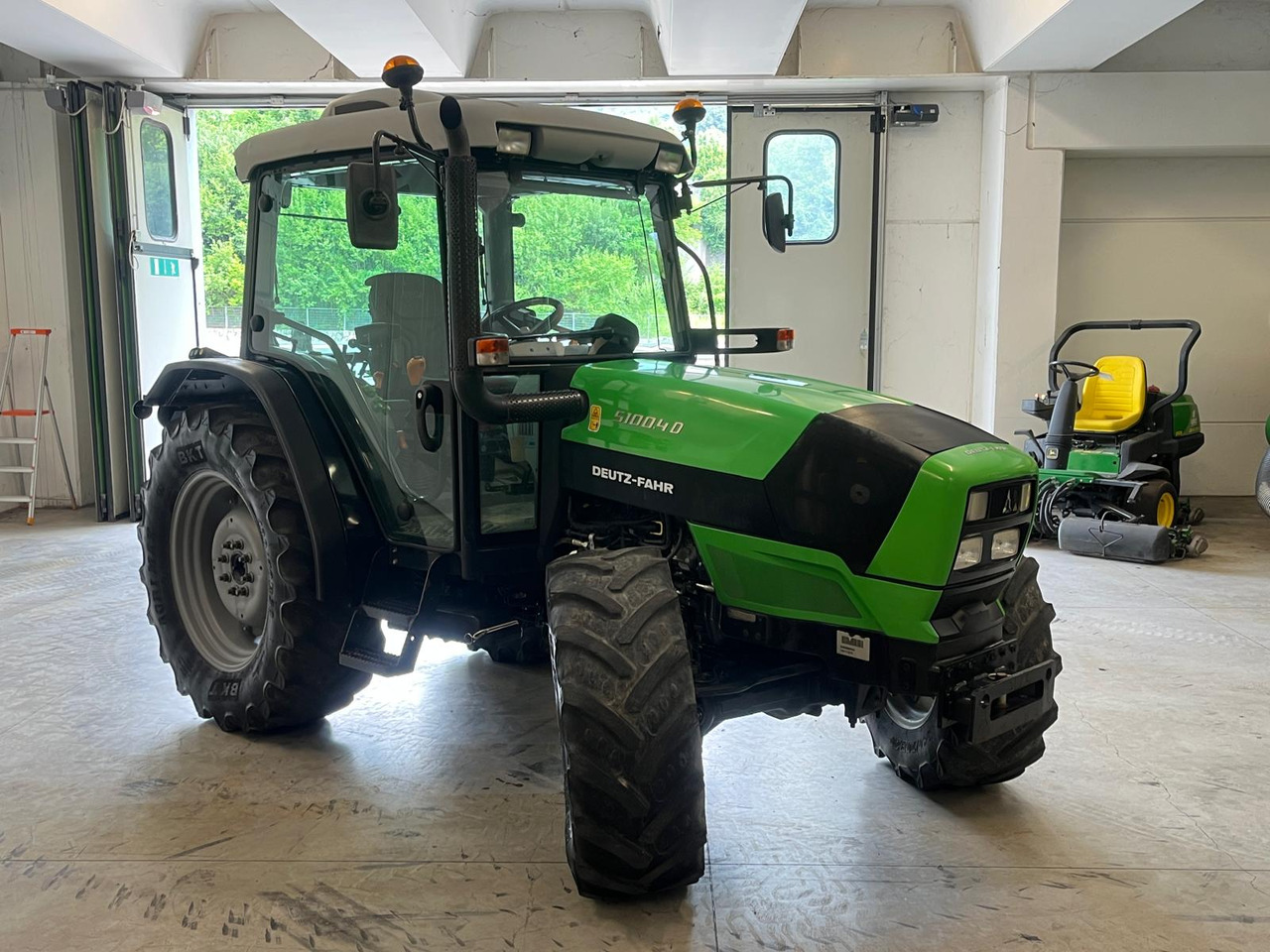 DEUTZ-FAHR 5100.4 D - Traktor: slika 3 DEUTZ-FAHR 5100.4 D - Traktor: slika 3
