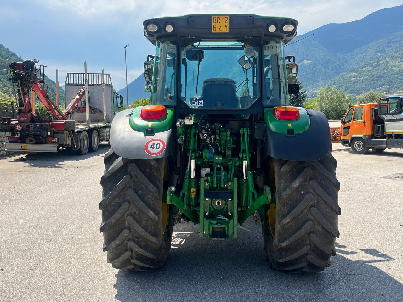 Traktor JOHN DEERE 5115R: slika 7