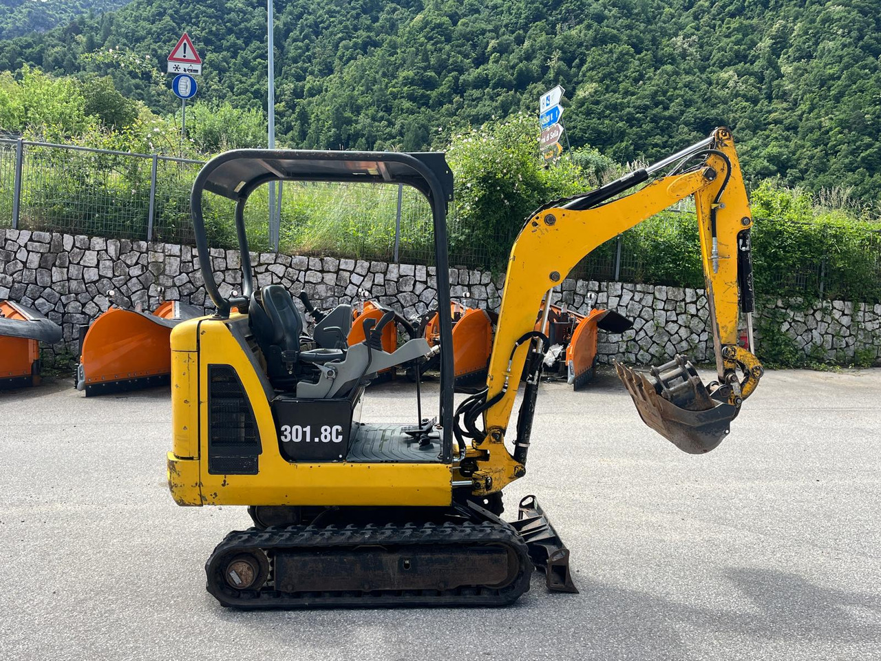 MINIESCAVATORE CAT 301.8 C - Mini bager: slika 5 MINIESCAVATORE CAT 301.8 C - Mini bager: slika 5
