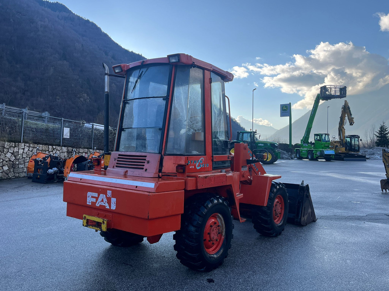 PALAGOMMATA FAI 675 - Utovarivač točkaš: slika 4 PALAGOMMATA FAI 675 - Utovarivač točkaš: slika 4
