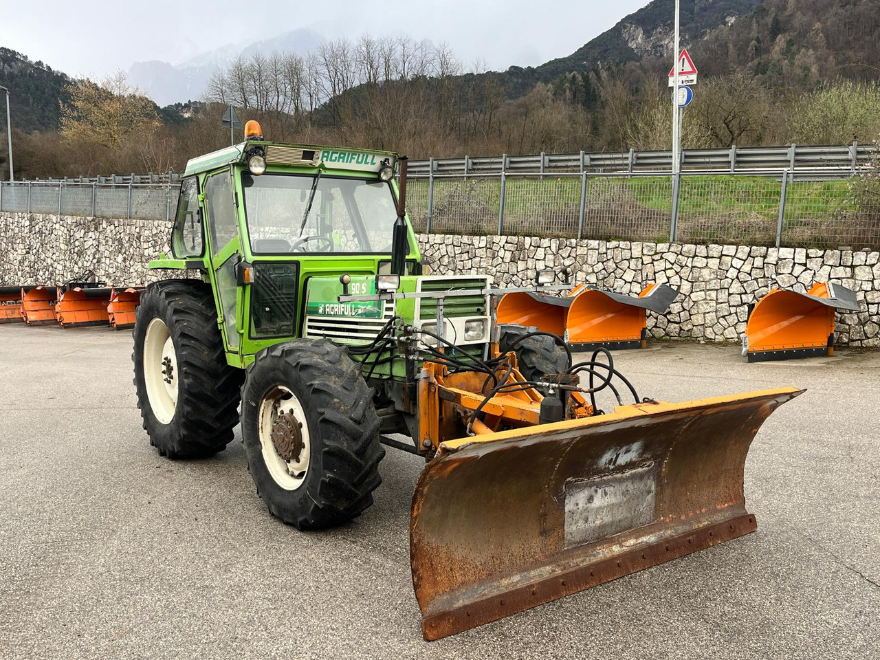 TRATTORE AGRIFULL S90 DT - Traktor: slika 3 TRATTORE AGRIFULL S90 DT - Traktor: slika 3