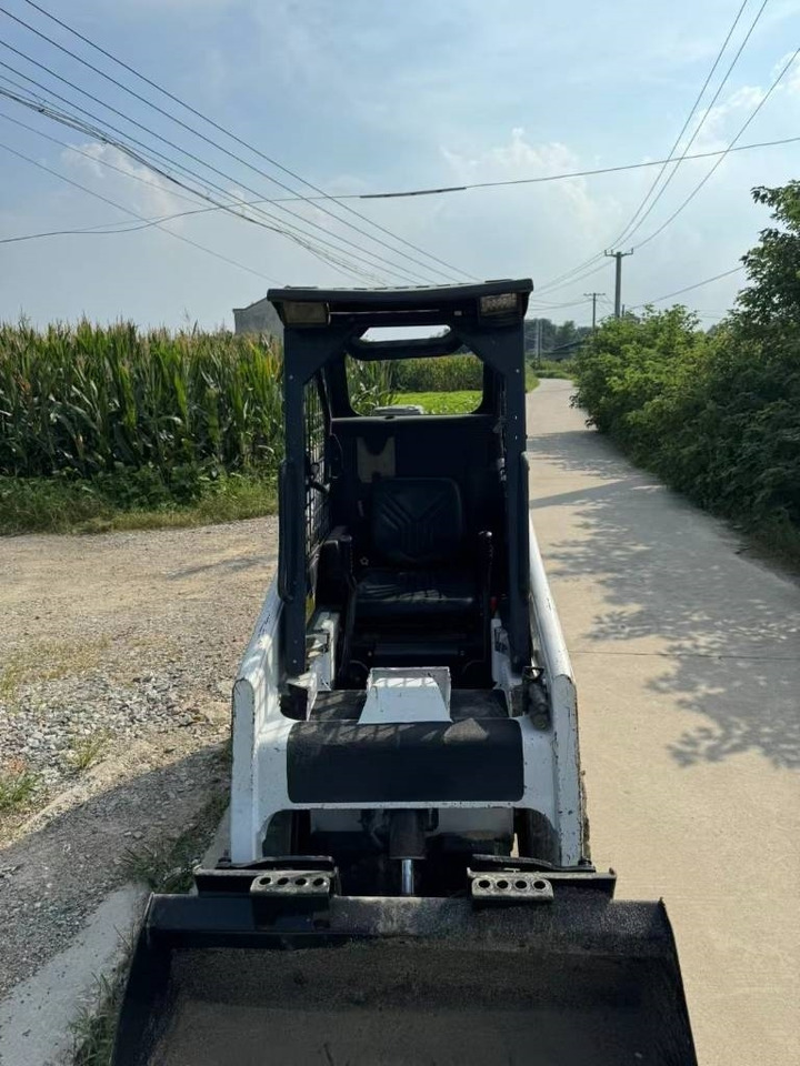 Bobcat S 70 - Mini utovarivač: slika 4 Bobcat S 70 - Mini utovarivač: slika 4