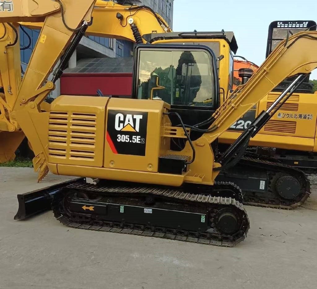 CAT 305.5 - Mini bager: slika 2 CAT 305.5 - Mini bager: slika 2