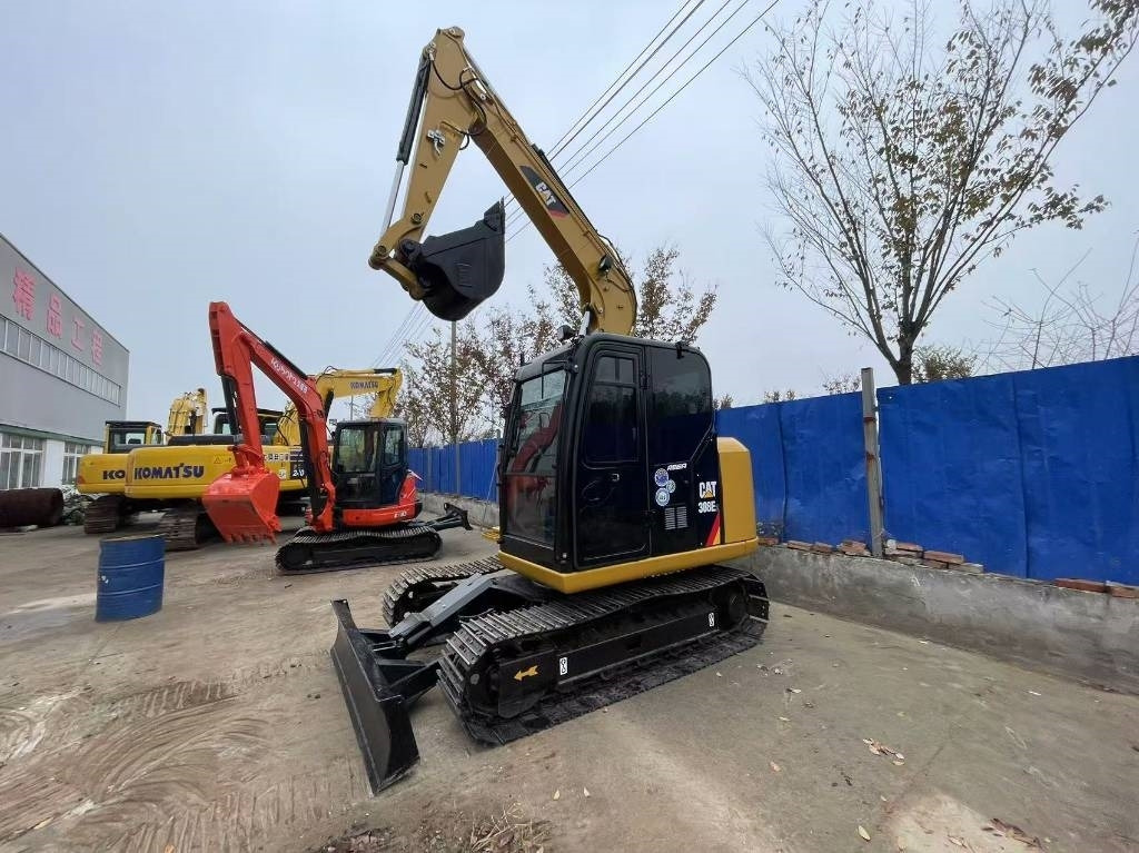 CAT 308 - Mini bager: slika 2 CAT 308 - Mini bager: slika 2