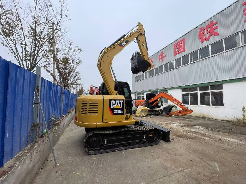 CAT 308 - Mini bager: slika 1 CAT 308 - Mini bager: slika 1