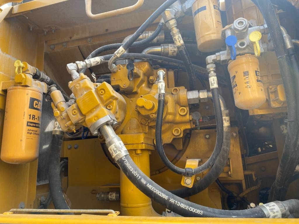 Bager guseničar CAT 336: slika 6