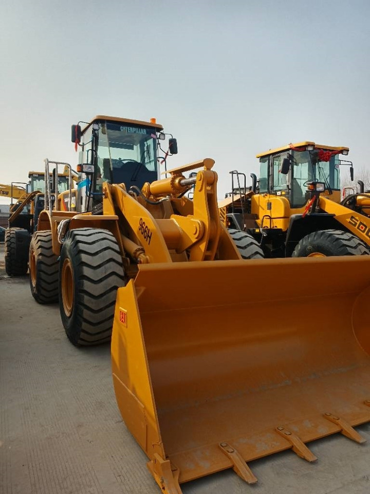 CAT 966 H - Utovarivač točkaš: slika 1 CAT 966 H - Utovarivač točkaš: slika 1