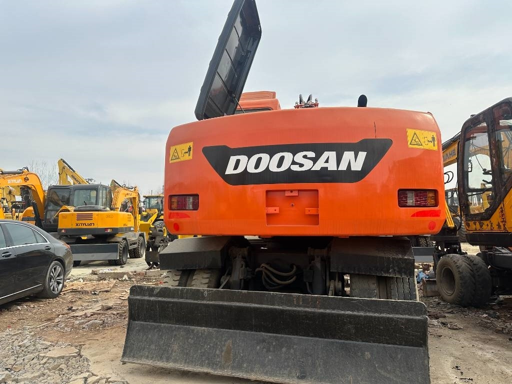 Doosan 150 - Bager točkaš: slika 2 Doosan 150 - Bager točkaš: slika 2
