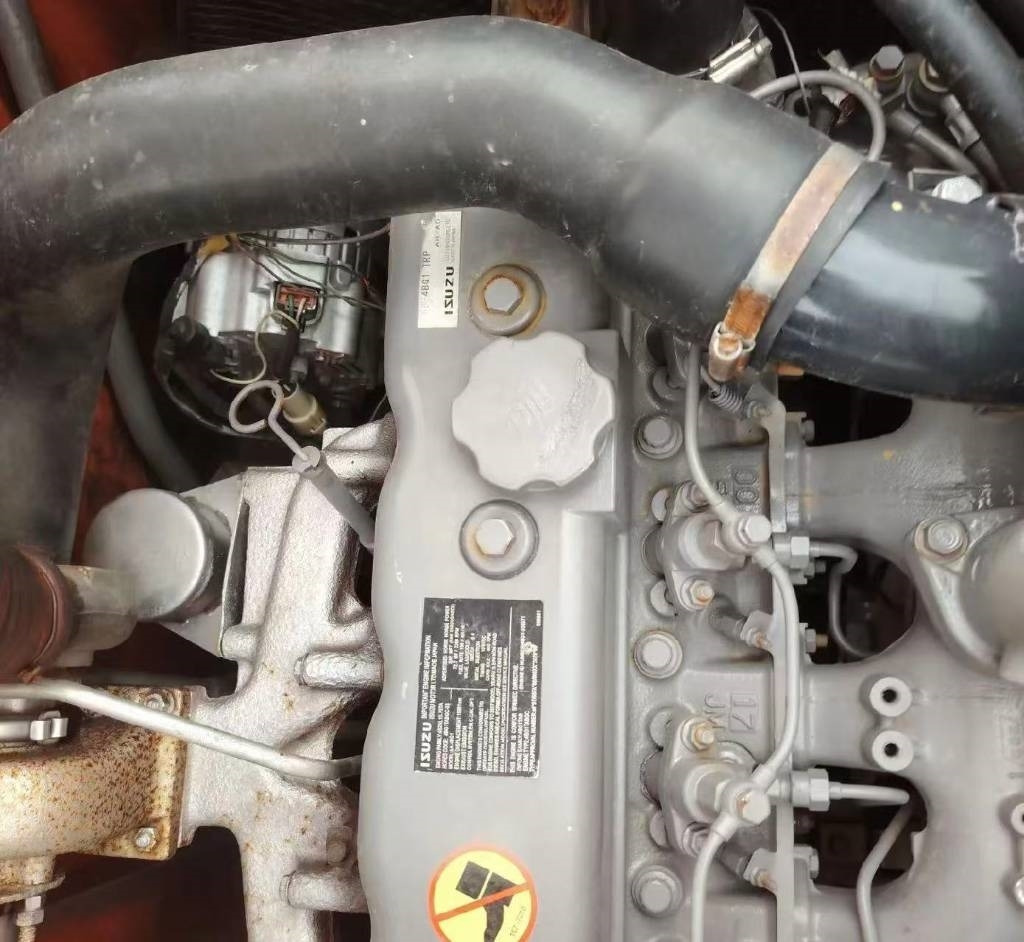 Hitachi 135US-6 - Bager guseničar: slika 2 Hitachi 135US-6 - Bager guseničar: slika 2