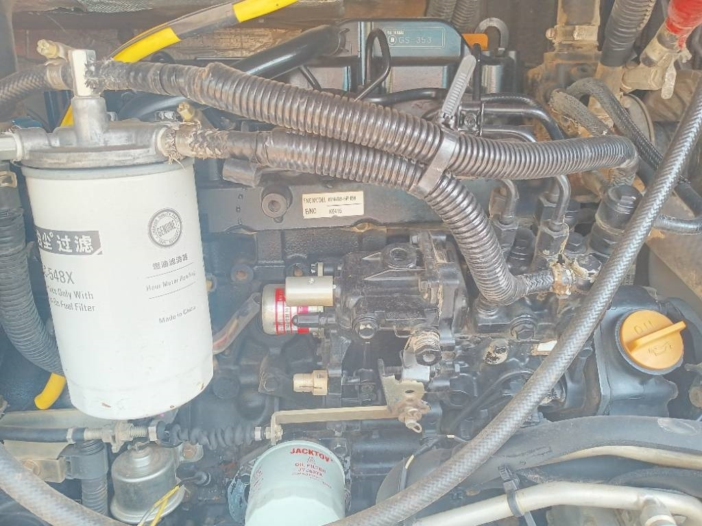 Hitachi 55 - Mini bager: slika 4 Hitachi 55 - Mini bager: slika 4