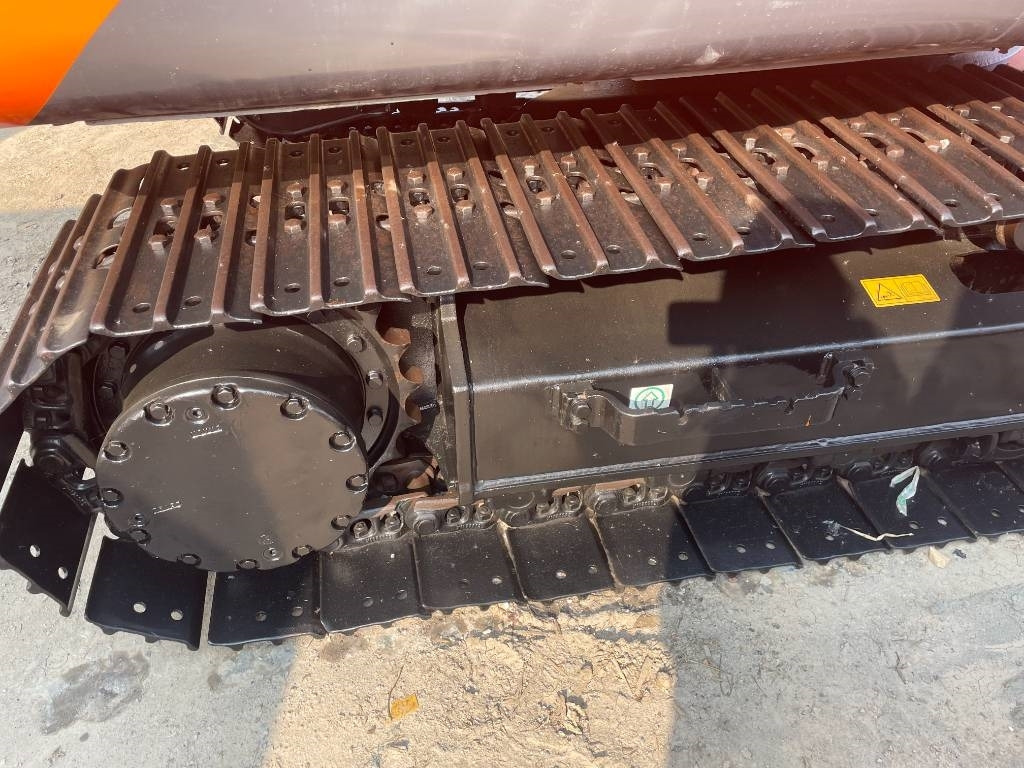 Hitachi ZX 130 - Bager guseničar: slika 3 Hitachi ZX 130 - Bager guseničar: slika 3