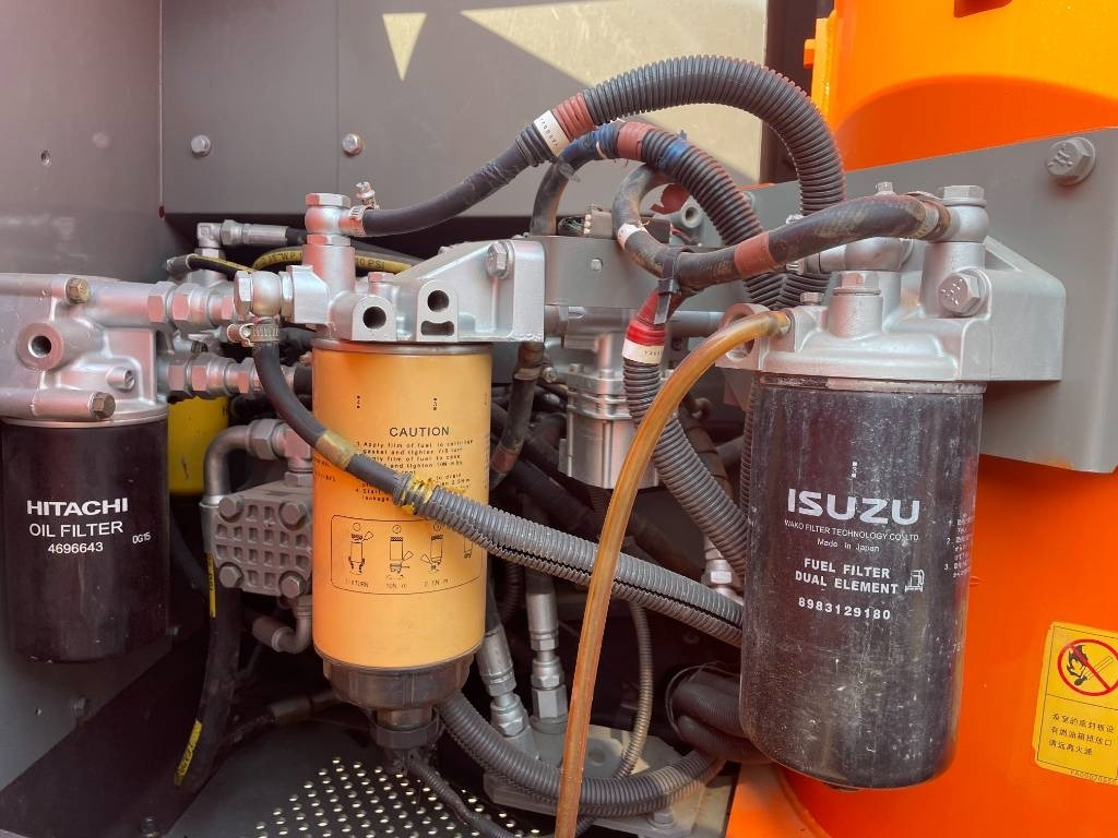 Hitachi ZX 130 - Bager guseničar: slika 4 Hitachi ZX 130 - Bager guseničar: slika 4